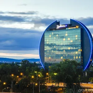 Radisson Blu Frankfurt פרנקפורט