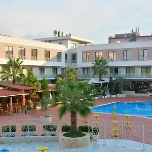 **** Resort Te Stela & Arnavutluk